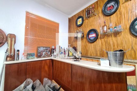 Casa à venda com 250m², 3 quartos e 4 vagasEscritório