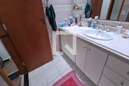 Banheiro da Suíte de casa à venda com 3 quartos, 250m² em Vila Formosa, São Paulo