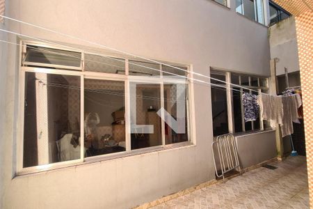 Casa à venda com 250m², 3 quartos e 4 vagasÁrea de Serviço