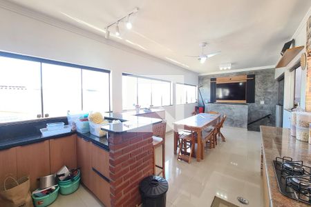 Casa à venda com 250m², 3 quartos e 4 vagasVaranda gourmet