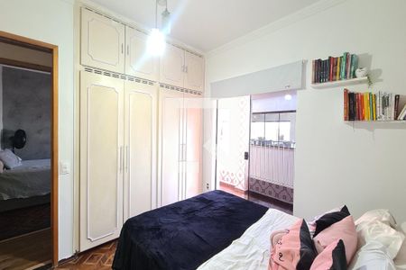 Casa à venda com 250m², 3 quartos e 4 vagasQuarto 2