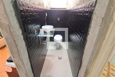 Casa à venda com 250m², 3 quartos e 4 vagasLavabo