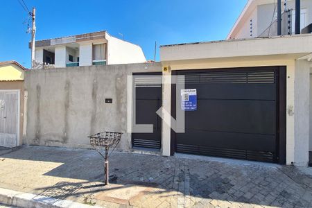 Casa à venda com 250m², 3 quartos e 4 vagasFachada