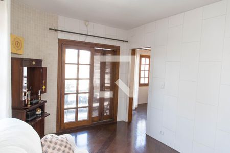 Casa à venda com 250m², 4 quartos e 3 vagasSala de Estar 2