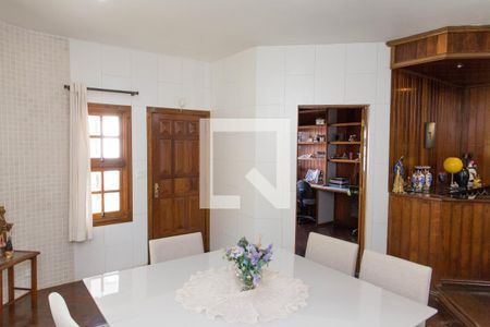 Sala de Estar de casa à venda com 4 quartos, 250m² em Conceição, Diadema