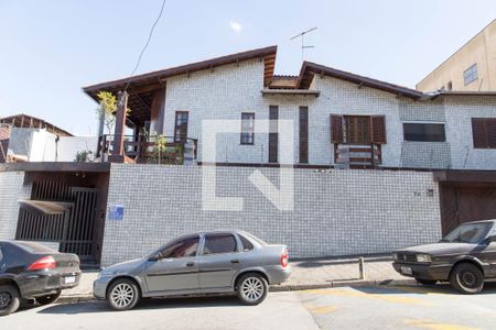 Casa à venda com 250m², 4 quartos e 3 vagasFachada