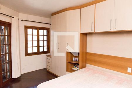 Casa à venda com 250m², 4 quartos e 3 vagasQuarto Suíte