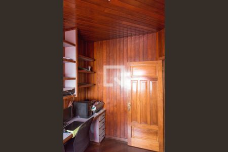 Casa à venda com 250m², 4 quartos e 3 vagasEscritório