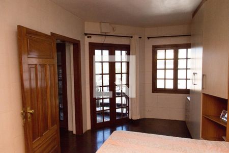 Casa à venda com 250m², 4 quartos e 3 vagasQuarto Suíte