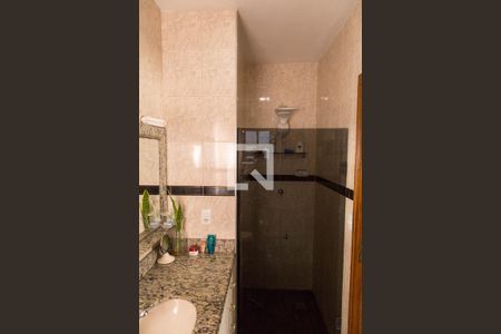 Casa à venda com 250m², 4 quartos e 3 vagasBanheiro da Suíte