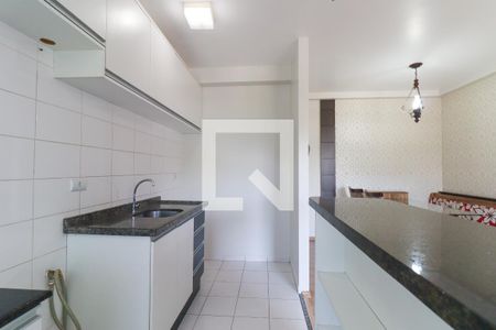 Cozinha  de apartamento para alugar com 2 quartos, 54m² em Campo Comprido, Curitiba