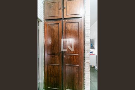 Corredor de apartamento à venda com 2 quartos, 60m² em Santa Terezinha, Belo Horizonte