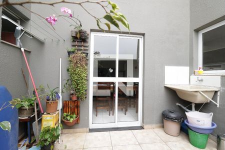 Apartamento para alugar com 63m², 2 quartos e 1 vagaÁrea de Serviço