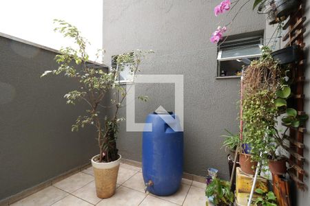 Apartamento para alugar com 63m², 2 quartos e 1 vagaÁrea de Serviço