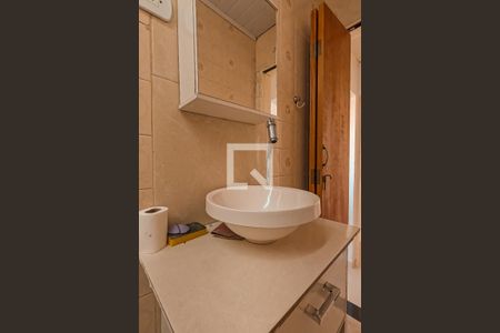 Casa para alugar com 63m², 2 quartos e sem vagaBanheiro