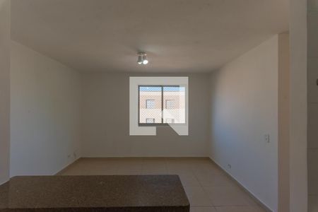 Sala de apartamento para alugar com 3 quartos, 60m² em Jardim do Lago, Campinas