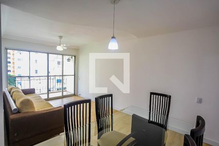 Sala de apartamento para alugar com 3 quartos, 80m² em Real Parque, São Paulo