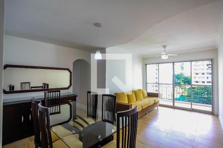 Sala de apartamento para alugar com 3 quartos, 80m² em Real Parque, São Paulo
