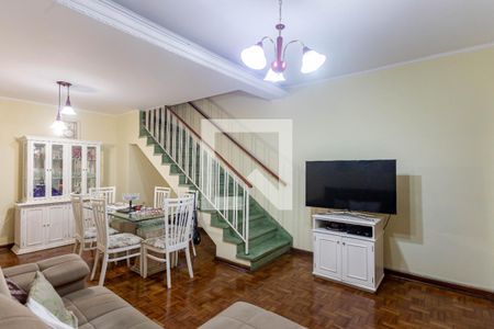 Sala de casa à venda com 2 quartos, 230m² em Vila Moinho Velho, São Paulo