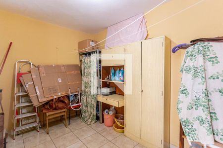 Casa à venda com 230m², 2 quartos e 2 vagasEdicula