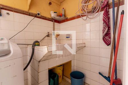 Casa à venda com 230m², 2 quartos e 2 vagasÁrea de Serviço