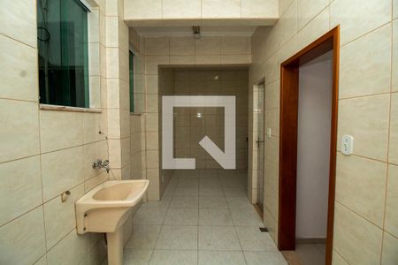 Apartamento para alugar com 70m², 2 quartos e sem vaga Apartamento para alugar com 70m², 2 quartos e sem vagaCozinha e Área de Serviço