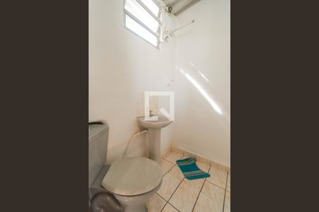 Banheiro de casa para alugar com 1 quarto, 32m² em Casa Verde Média, São Paulo