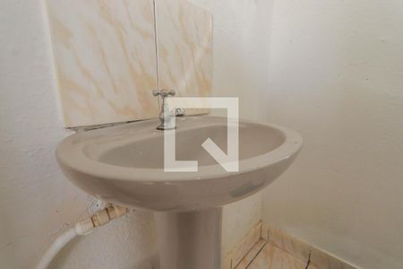 Banheiro de casa para alugar com 1 quarto, 32m² em Casa Verde Média, São Paulo