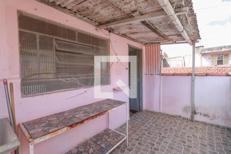 Casa para alugar com 32m², 1 quarto e sem vagaÁrea de Serviço