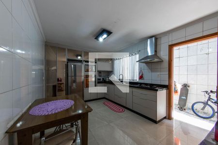 Casa à venda com 300m², 3 quartos e 2 vagas Casa à venda com 300m², 3 quartos e 2 vagasCozinha