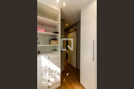 Apartamento para alugar com 108m², 2 quartos e 2 vagasCloset da suíte Quarto 1