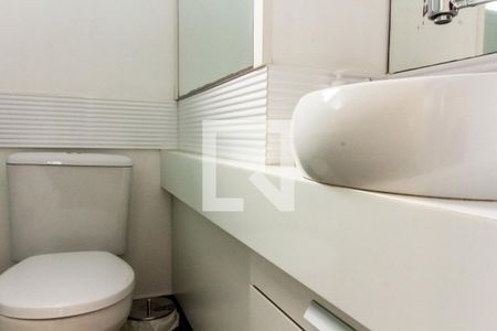 Apartamento para alugar com 108m², 2 quartos e 2 vagasBanheiro da Suíte Quarto 1