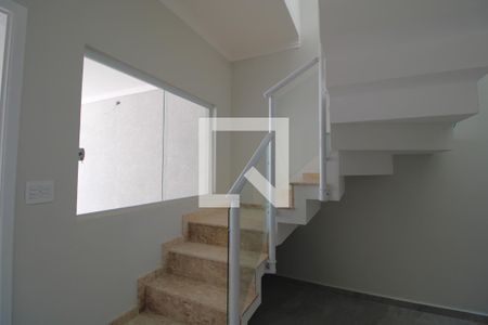 Escada de casa à venda com 3 quartos, 115m² em Jardim Marabá(zona Sul), São Paulo