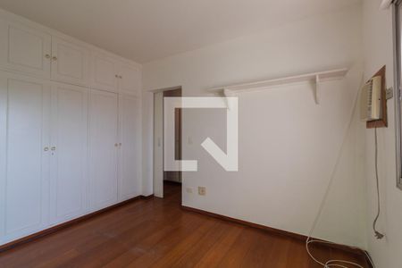 Apartamento à venda com 200m², 3 quartos e 3 vagasSuíte 1
