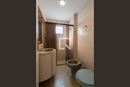 Apartamento à venda com 200m², 3 quartos e 3 vagasBanheiro da Suíte 2