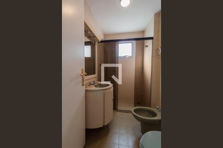 Apartamento à venda com 200m², 3 quartos e 3 vagasBanheiro da Suíte 2