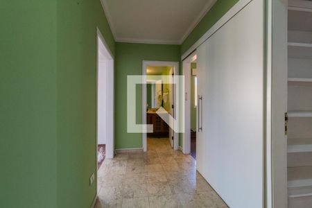 Apartamento à venda com 200m², 3 quartos e 3 vagasCorredor