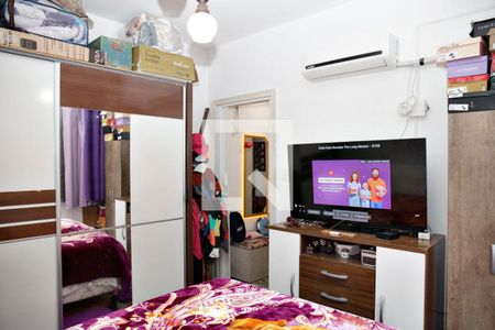 Quarto de apartamento à venda com 1 quarto, 43m² em Floresta, Porto Alegre