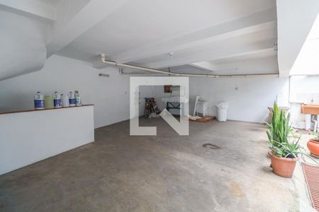 Garagem de casa à venda com 7 quartos, 880m² em Vila Oratório, São Paulo