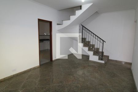 Sala de casa de condomínio para alugar com 3 quartos, 130m² em Vila Santos, São Paulo