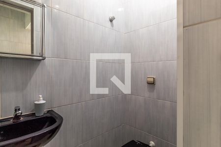 Casa à venda com 125m², 2 quartos e 2 vagas Casa à venda com 125m², 2 quartos e 2 vagasBanheiro 2