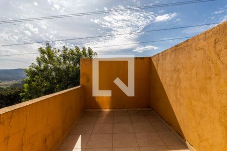 Casa à venda com 125m², 2 quartos e 2 vagas Casa à venda com 125m², 2 quartos e 2 vagasQuintal