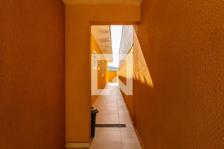 Casa à venda com 125m², 2 quartos e 2 vagas Casa à venda com 125m², 2 quartos e 2 vagasCorredor