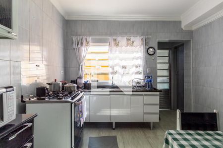 Casa à venda com 125m², 2 quartos e 2 vagas Casa à venda com 125m², 2 quartos e 2 vagasCozinha