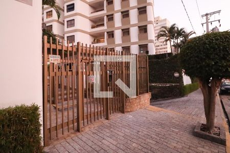 Apartamento à venda com 190m², 3 quartos e 2 vagasFachada 
