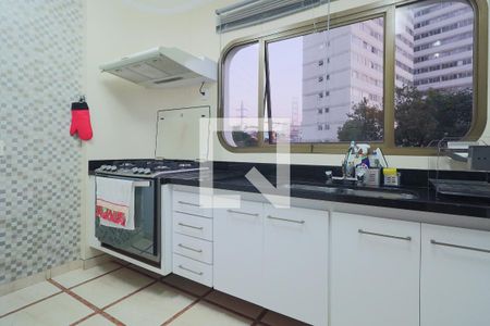 Apartamento à venda com 190m², 3 quartos e 2 vagasCozinha