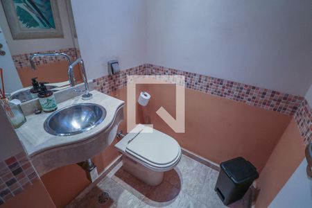 Apartamento à venda com 190m², 3 quartos e 2 vagasBanheiro 3