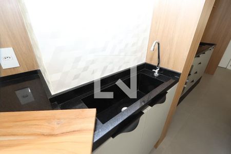 Detalhe do tanque de apartamento para alugar com 2 quartos, 46m² em Vila Formosa, São Paulo