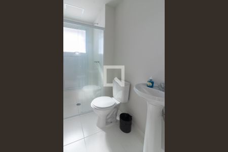 Apartamento para alugar com 81m², 2 quartos e 1 vaga Apartamento para alugar com 81m², 2 quartos e 1 vagaBanheiro 2
