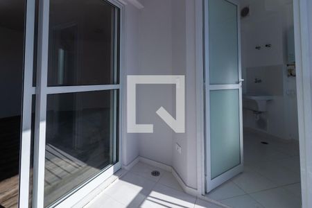 Apartamento para alugar com 81m², 2 quartos e 1 vaga Apartamento para alugar com 81m², 2 quartos e 1 vagaVaranda